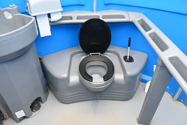 Portable Toilet Options We Offer in Benton, AR
